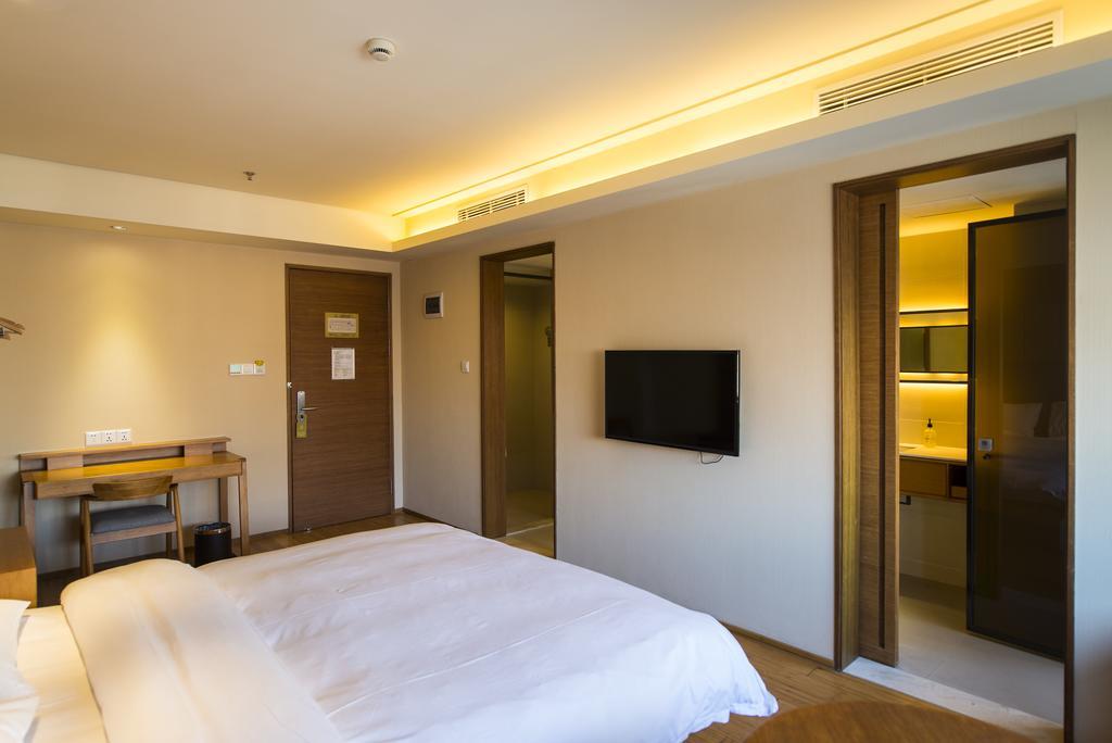 Ji Hotel Chengdu West Hi-Tech Zone Longhu מראה חיצוני תמונה